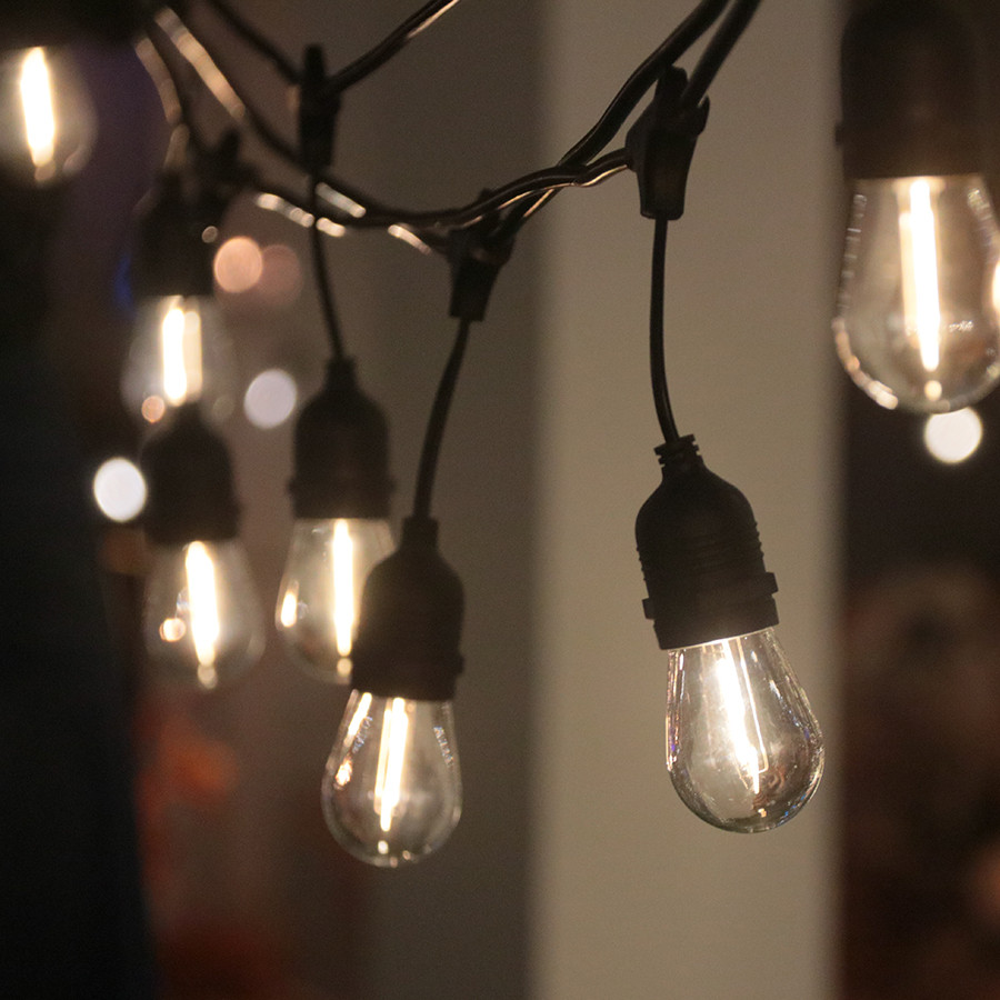 Rasvjetni lanac sa grlima 10M i sijalicama S14 filament