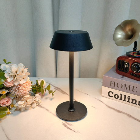 Stolna lampa LED Valerie ML-1861 Crna